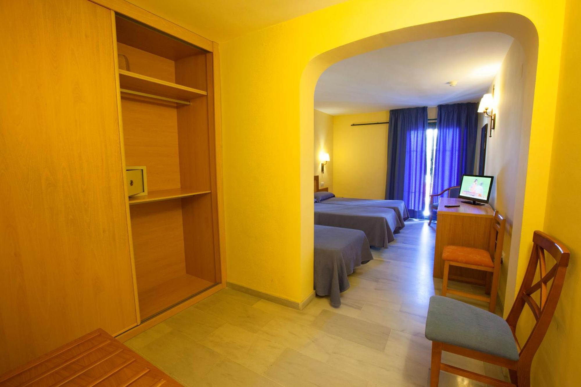 Hotel Olas De Almuñécar Zimmer foto